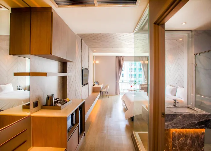 Golden City Rayong Hotel